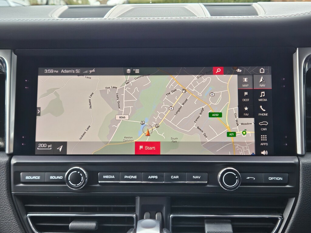 Porsche Macan Turbo Pdk VX69TKF Black #4