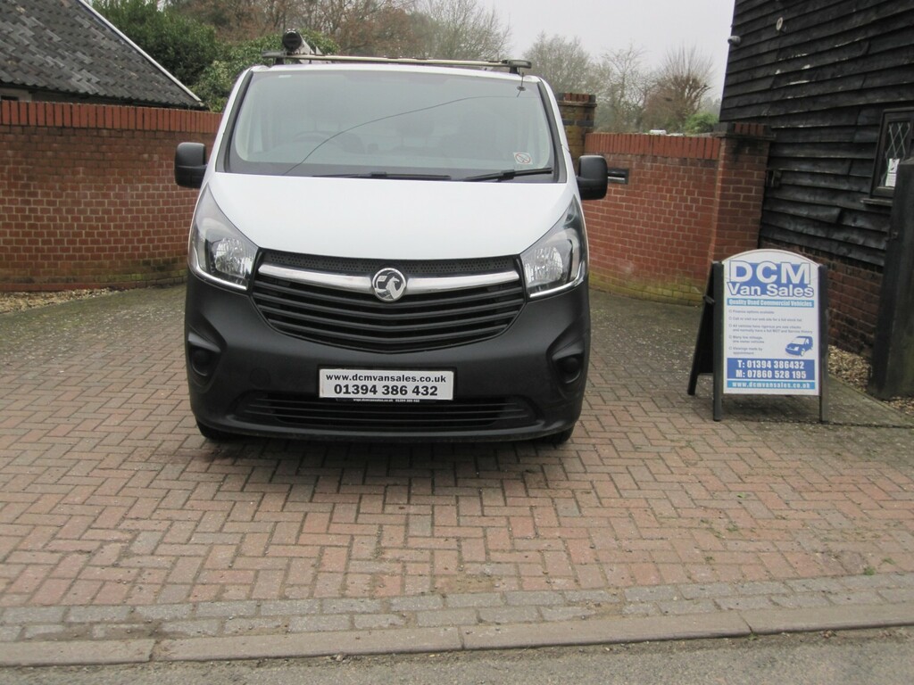 Vauxhall Vivaro 1.6 Cdti 2900 Ecoflex 2017 FP17TGU White #2