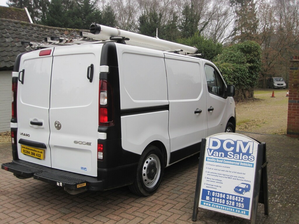 Vauxhall Vivaro 1.6 Cdti 2900 Ecoflex 2017 FP17TGU White #5