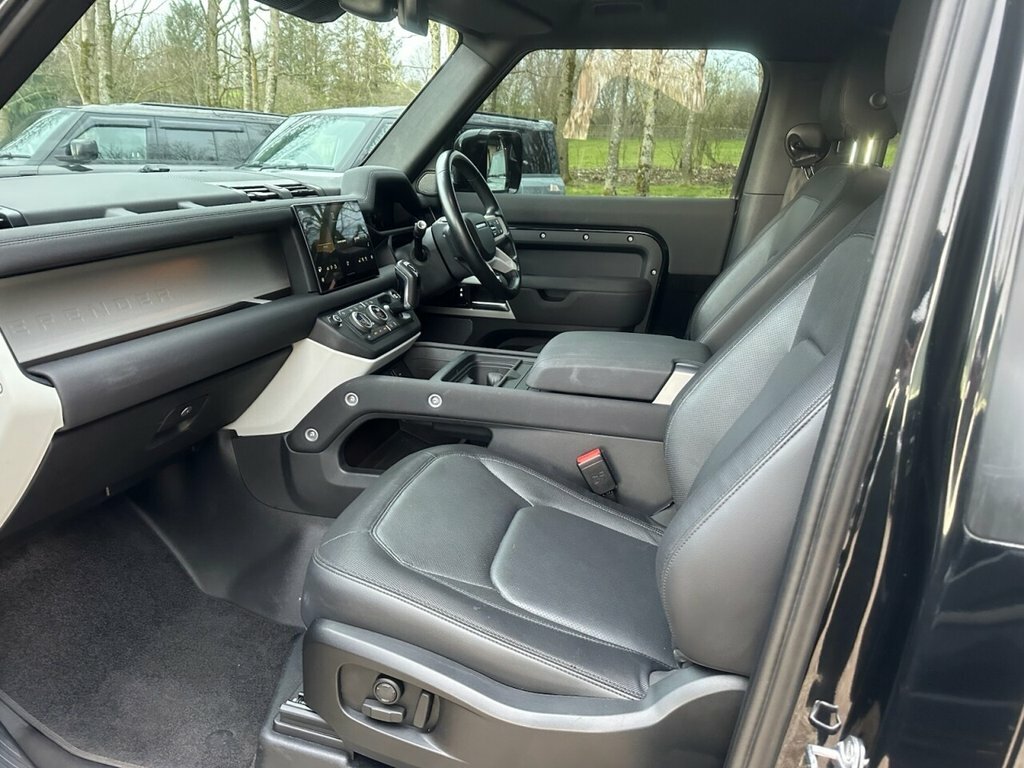 Land Rover Defender 90 3L X-dynamic Se EY23VMT Black #2