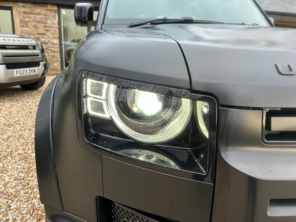 Land Rover Defender 90 3L X-dynamic Se EY23VMT Black #6