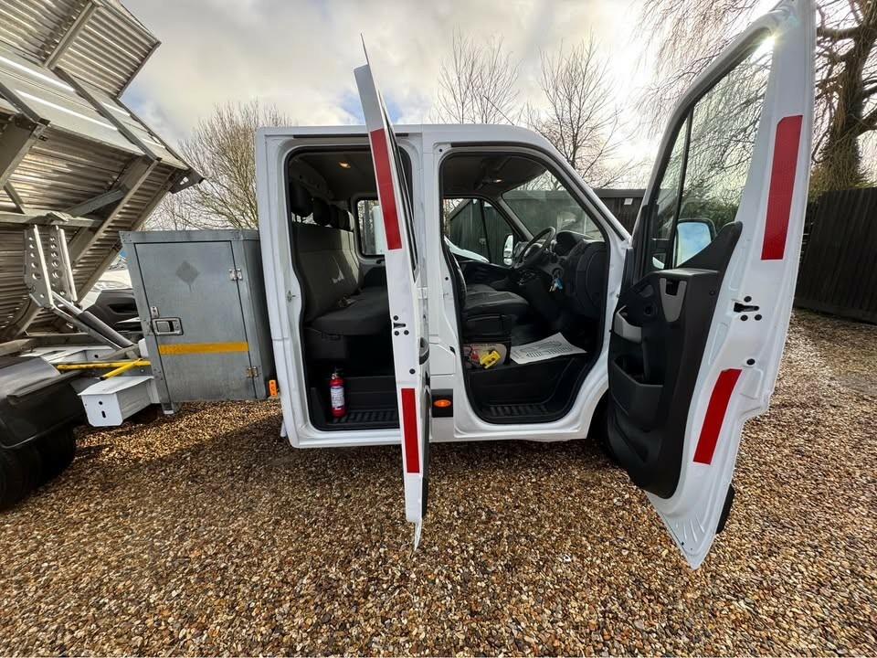 Renault Master 2.3 D-cab Arb Rwd Lll35tw Energy Dci 145 Bu RX18AYC White #4