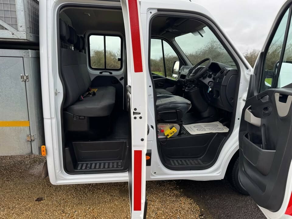 Renault Master 2.3 Dci Arb D-cab Rwd Lll35tw Energy Dci 145 Bu RX18AYJ White #5