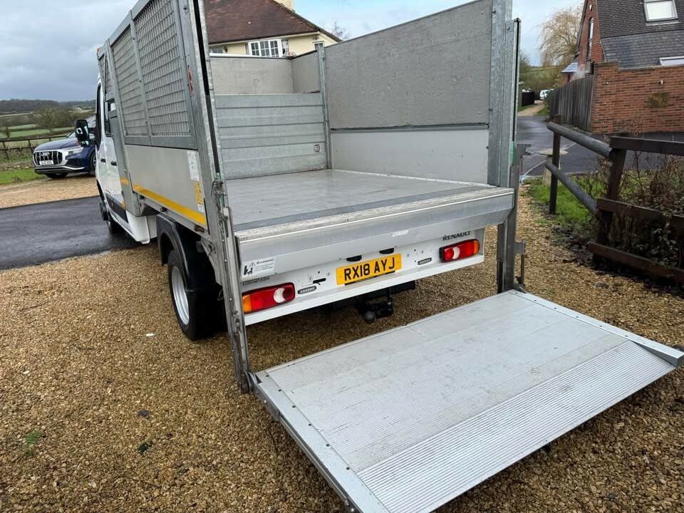 Renault Master 2.3 Dci Arb D-cab Rwd Lll35tw Energy Dci 145 Bu RX18AYJ White #3