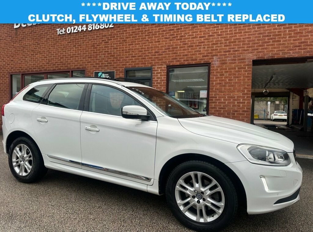 Volvo XC60 2.4L Se Lux Nav White