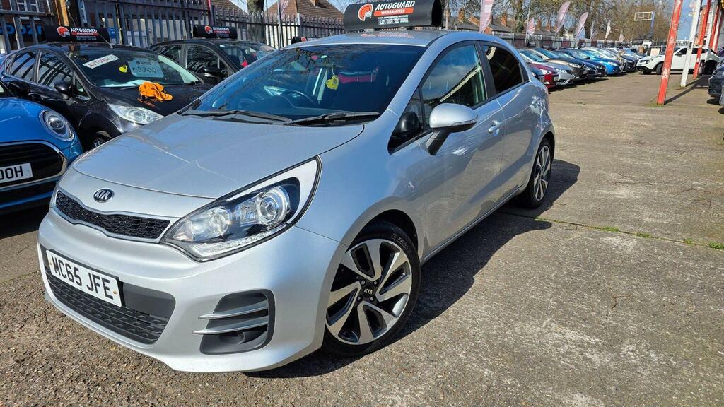 Kia RIO 1.4 Crdi Ecodynamics 3 Euro 6 Ss Silver