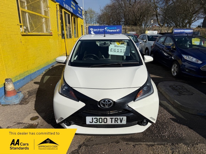 Toyota Aygo Vvt-i X-play White