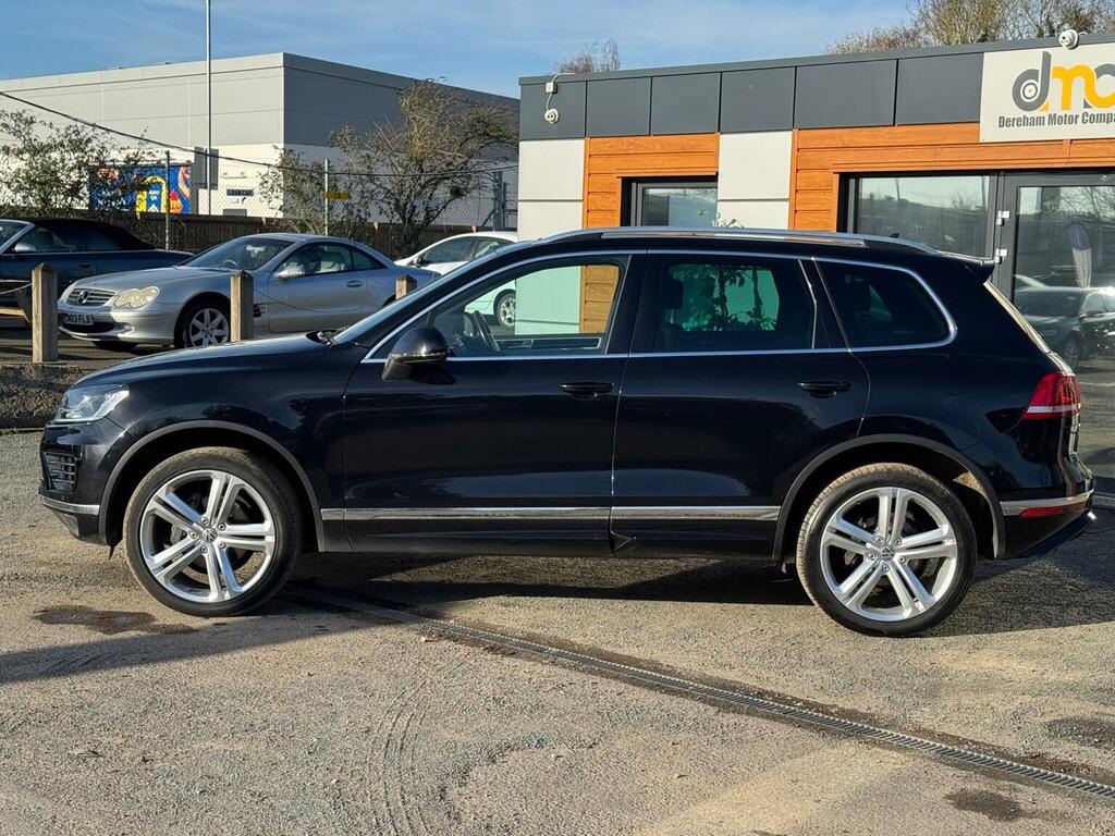 Volkswagen Touareg 3.0 Tdi V6 R-line Plus Tiptronic 4Wd Euro 6 Ss SG18SVP Black #2