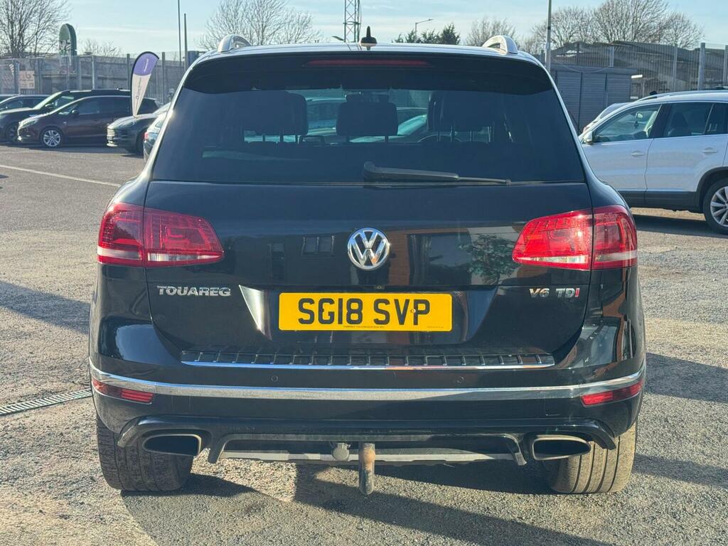 Volkswagen Touareg 3.0 Tdi V6 R-line Plus Tiptronic 4Wd Euro 6 Ss SG18SVP Black #4