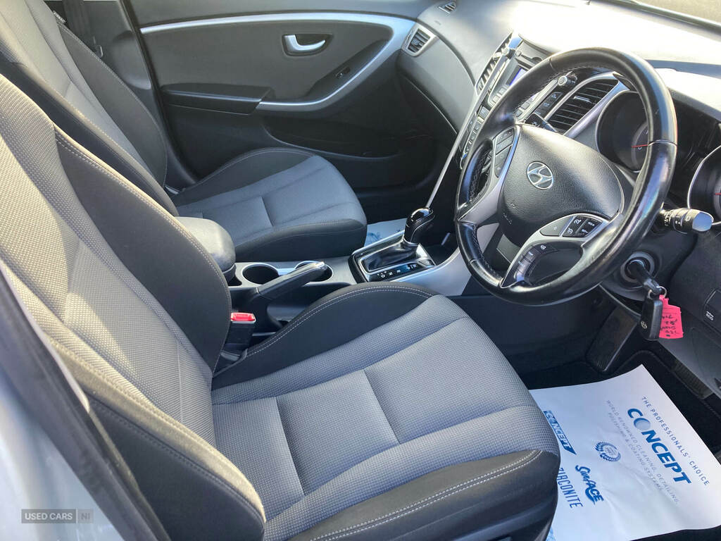 Hyundai I30 1.6 Crdi Blue Drive Se Silver #6