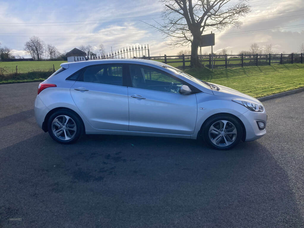 Hyundai I30 1.6 Crdi Blue Drive Se Silver #5