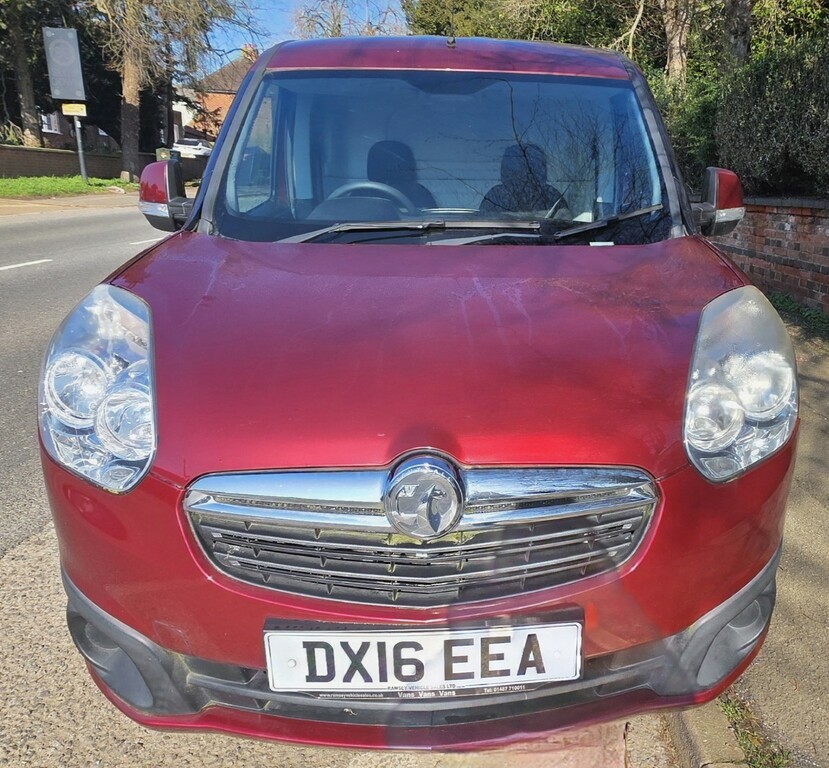Vauxhall Combo 1.6 Cdti 2300 16V Sportive 201616  #2