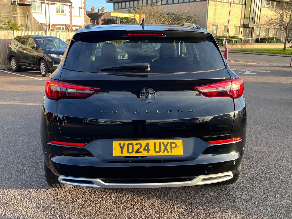 Vauxhall Grandland 1.2 Turbo Ultimate YO24UXP Black #6