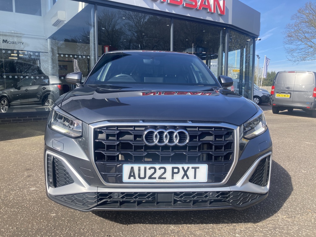 Audi Q2 35 Tfsi S Line S Tronic Estate AU22PXT Grey #4