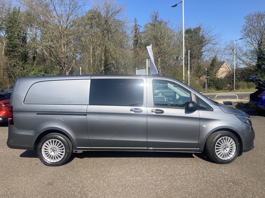 Mercedes-Benz Vito 116Cdi Premium Crew Van 9G-tronic AY73NZZ Grey #3