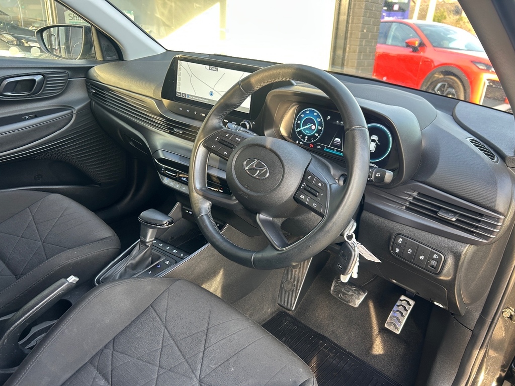 Hyundai Bayon 1.0 Tgdi 48V Mhev Premium Dct SK24WEO Black #2