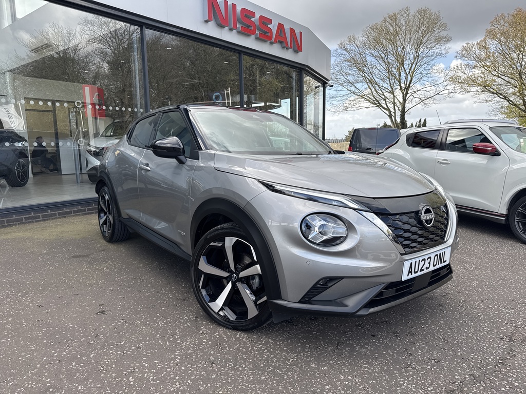 Nissan Juke 1.6 Hybrid Tekna Silver