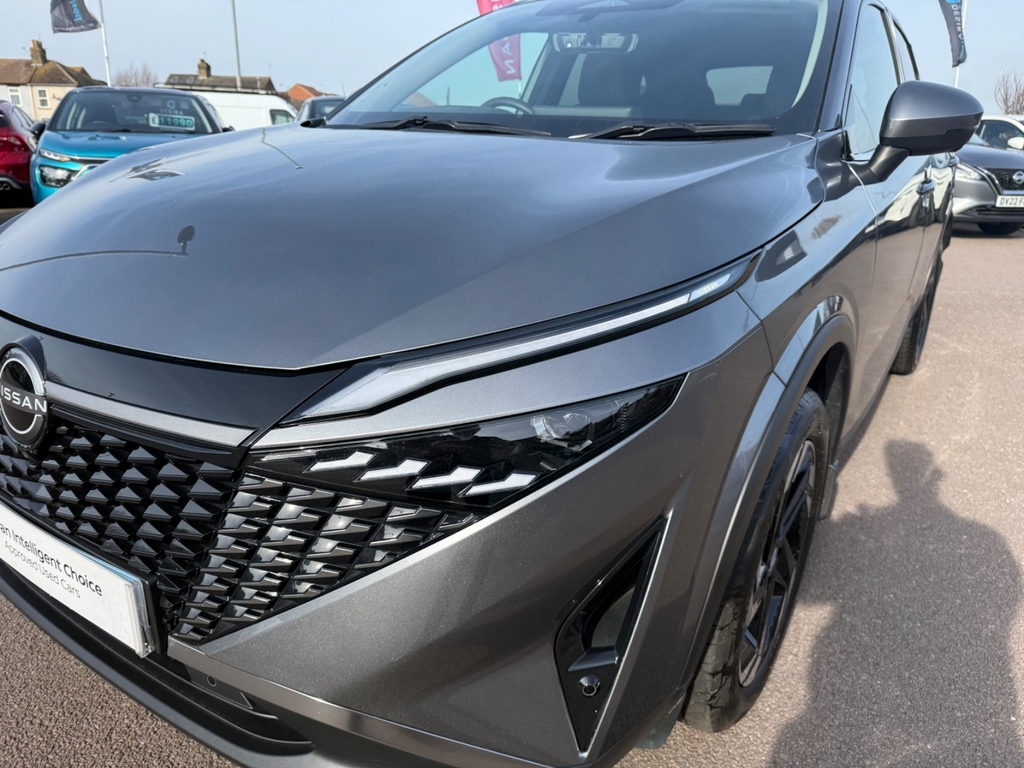 Nissan Qashqai 1.3 Dig-t Mh N-connecta AO74CWD  #4