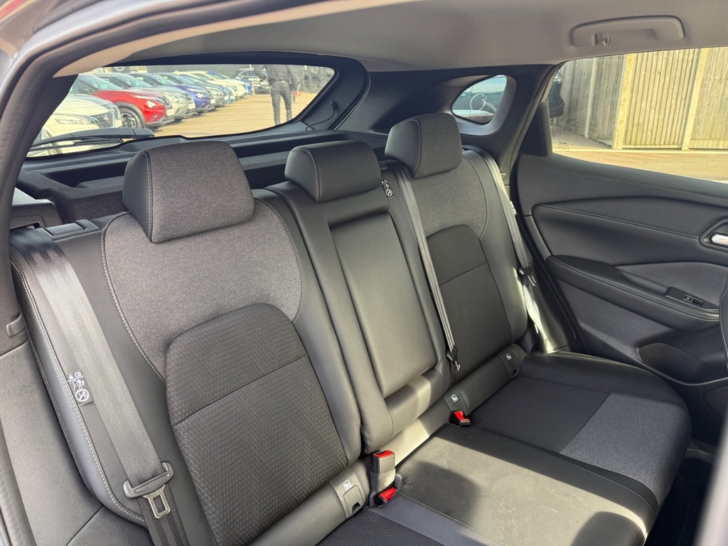 Nissan Qashqai 1.3 Dig-t Mh N-connecta AO74CWD  #6