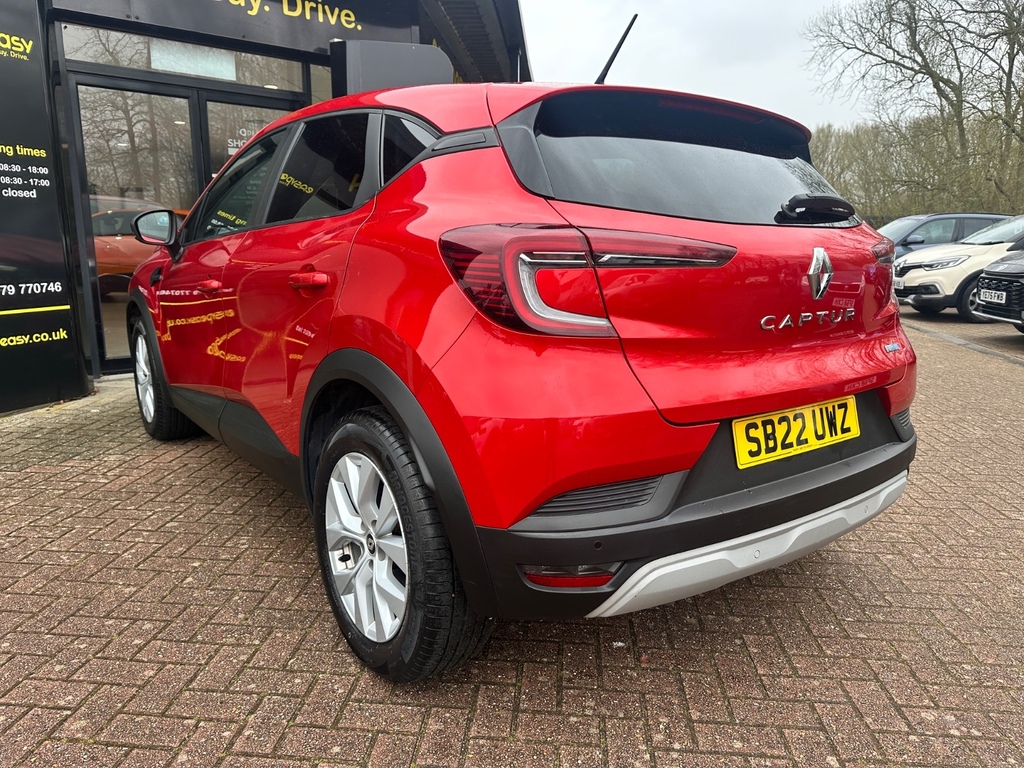 Renault Captur 1.6 E-tech Hybrid 145 Iconic Edition SB22UWZ Red #6
