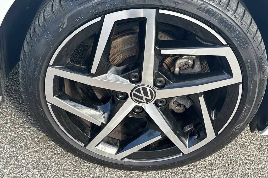 Volkswagen Golf 2.0 Tdi 150 Style Dsg YY71DCE White #5