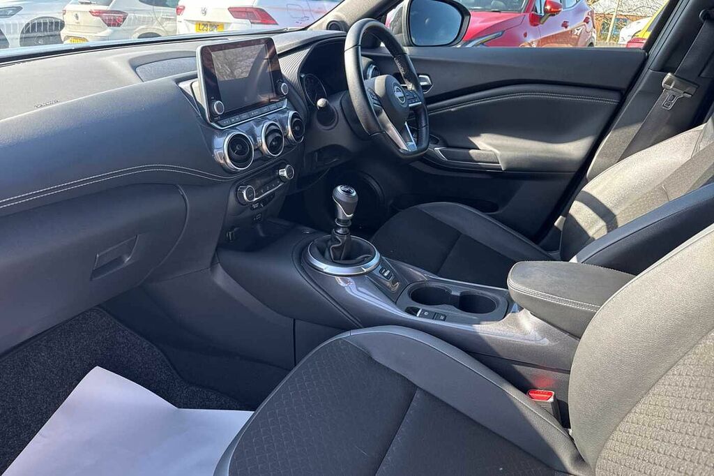 Nissan Juke 1.0 Dig-t 114 N-connecta NL23OOF Grey #2