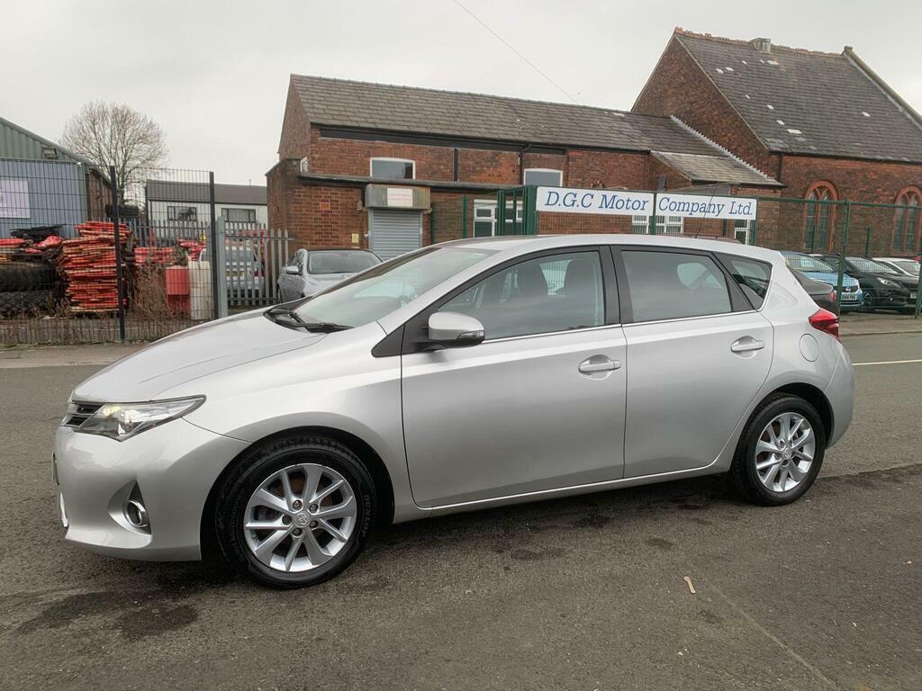 Toyota Auris 1.6 V-matic Icon Euro 5 Silver #3