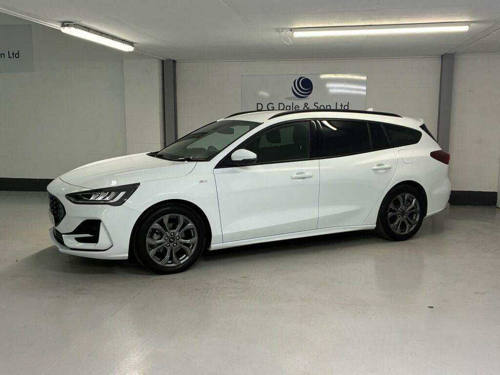 Ford Focus Estate 1.0T Ecoboost St-line Euro 6 Ss 202 White #6