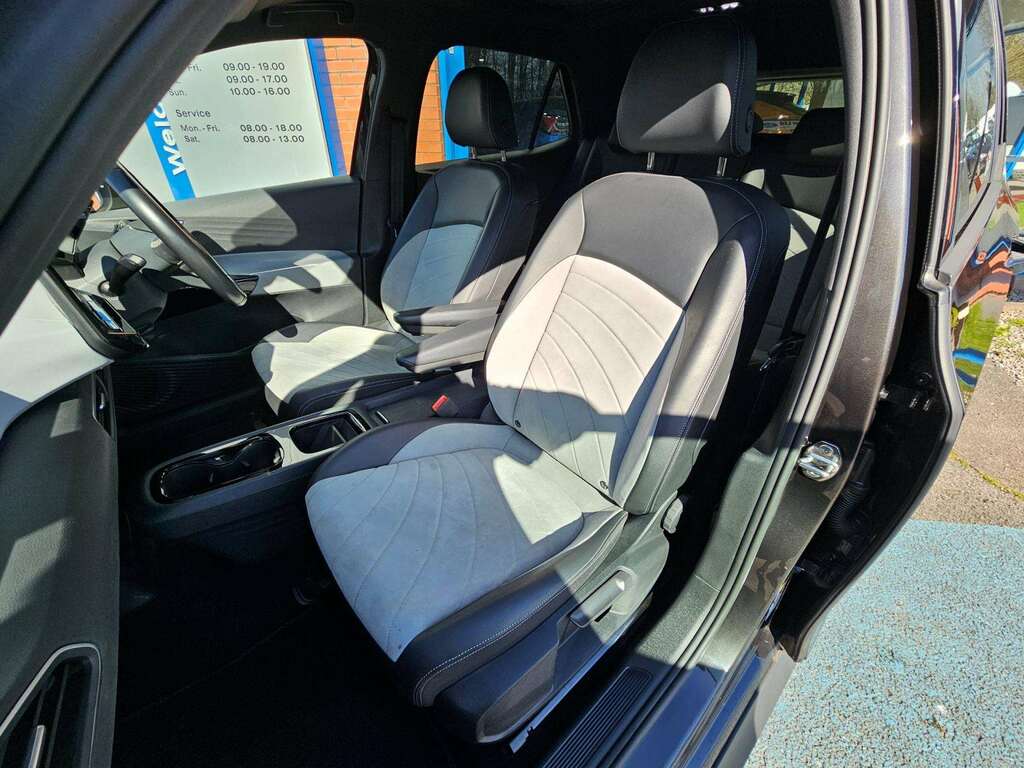 Volkswagen ID.3 Pro Performance 58Kwh Family WG22XSV Grey #5