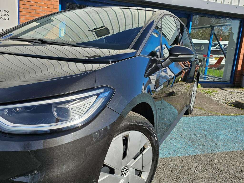 Volkswagen ID.3 Pro Performance 58Kwh Family WG22XSV Grey #3