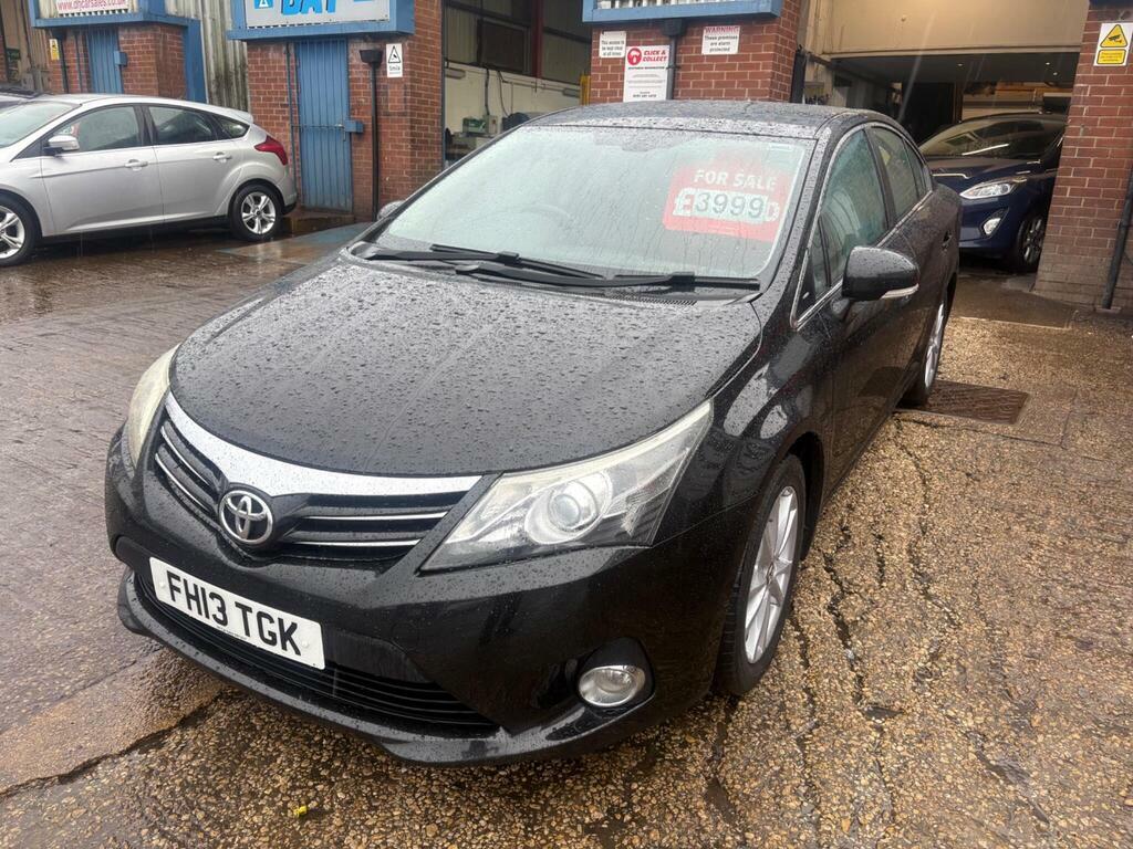 Toyota Avensis 2.0 D-4d Icon Euro 5 FH13TGK Black #4