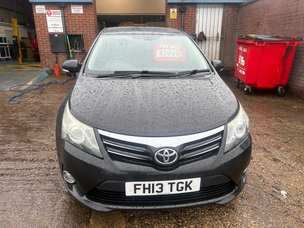 Toyota Avensis 2.0 D-4d Icon Euro 5 FH13TGK Black #3