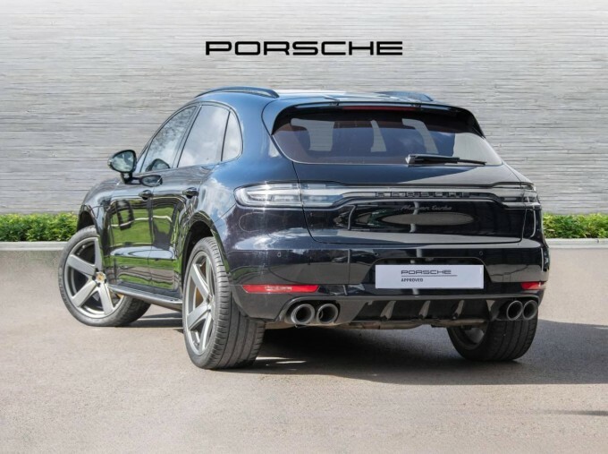 Porsche Macan V6 Turbo Pdk Euro 6 FM69YGW Black #3