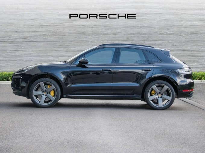 Porsche Macan V6 Turbo Pdk Euro 6 FM69YGW Black #2