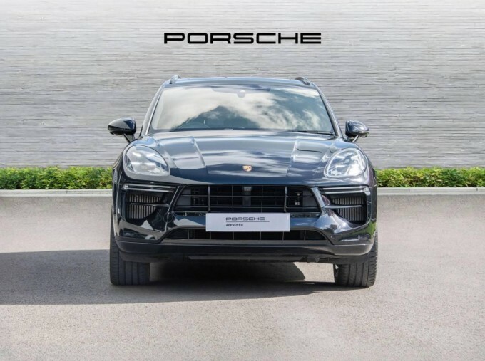 Porsche Macan V6 Turbo Pdk Euro 6 FM69YGW Black #6