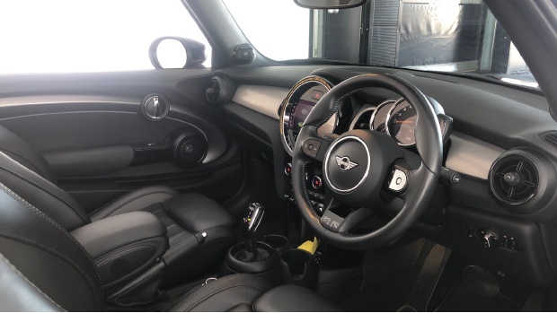 Mini Convertible Cooper Exclusive Steptronic Euro 6 WT72DZN Red #6
