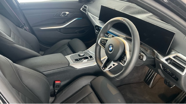 BMW 3 Series 320I M Sport Touring Euro 6 WM75NVY Blue #6