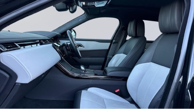 Land Rover Range Rover Velar D200 Mhev Euro 6 WN25AYO Black #3