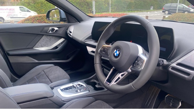 BMW 1 Series 120I Mht M Sport Dct Euro 6 WV75YXC  #6