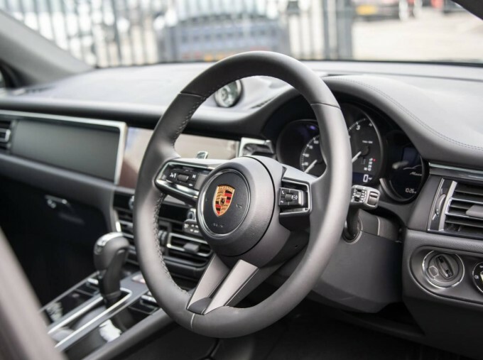 Porsche Macan Pdk Euro 6 Black #4