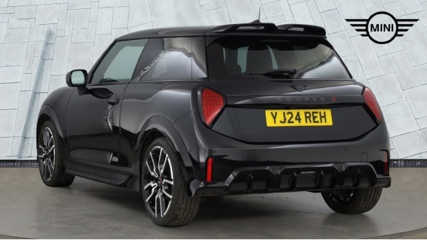 Mini Hatch 2.0S Sport Steptronic Euro 6 YJ24REH Black #2