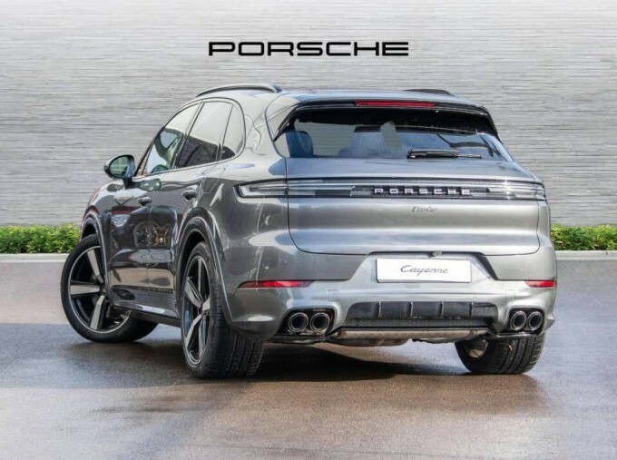 Porsche Cayenne V8 E-hybrid 25.9Kwh Turbo Tiptronics Euro 6 Grey #2