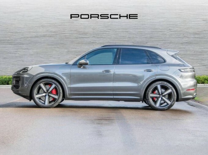 Porsche Cayenne V8 E-hybrid 25.9Kwh Turbo Tiptronics Euro 6 Grey #3