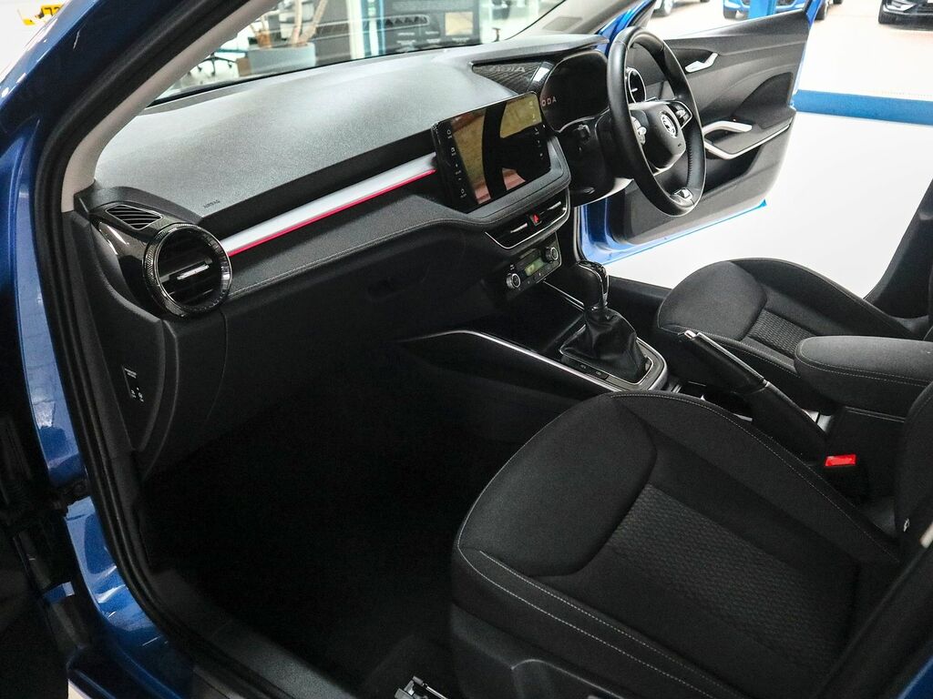 Skoda Fabia 1.5 Se L Tsi Dsg PE74UPP Blue #4