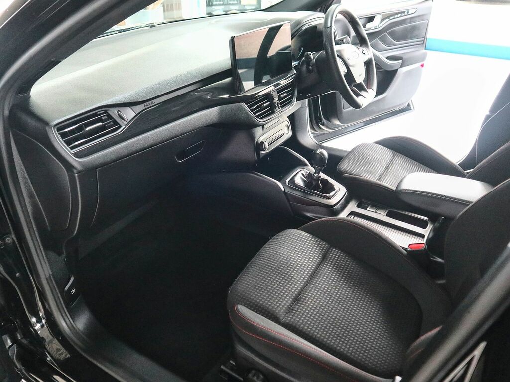 Ford Focus 1.0 St-line Ecoboost Y023HCL Black #4