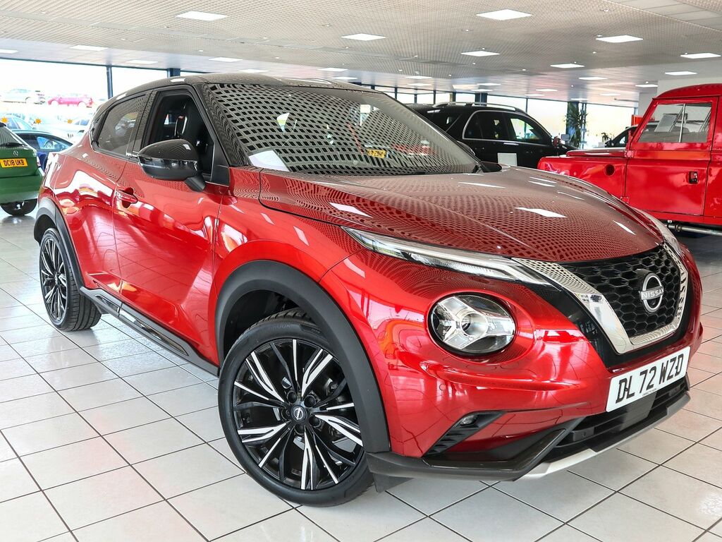 Nissan Juke 1.0 Tekna Dig-t Red