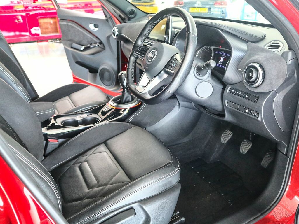 Nissan Juke 1.0 Tekna Dig-t DL72WZD Red #3