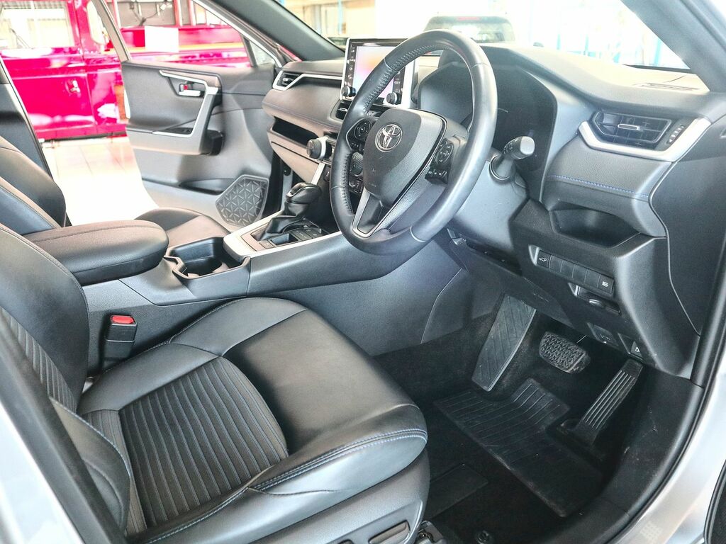 Toyota Rav 4 2.5 Dynamic Vvt-h Hybrid GY70WPK Black #3