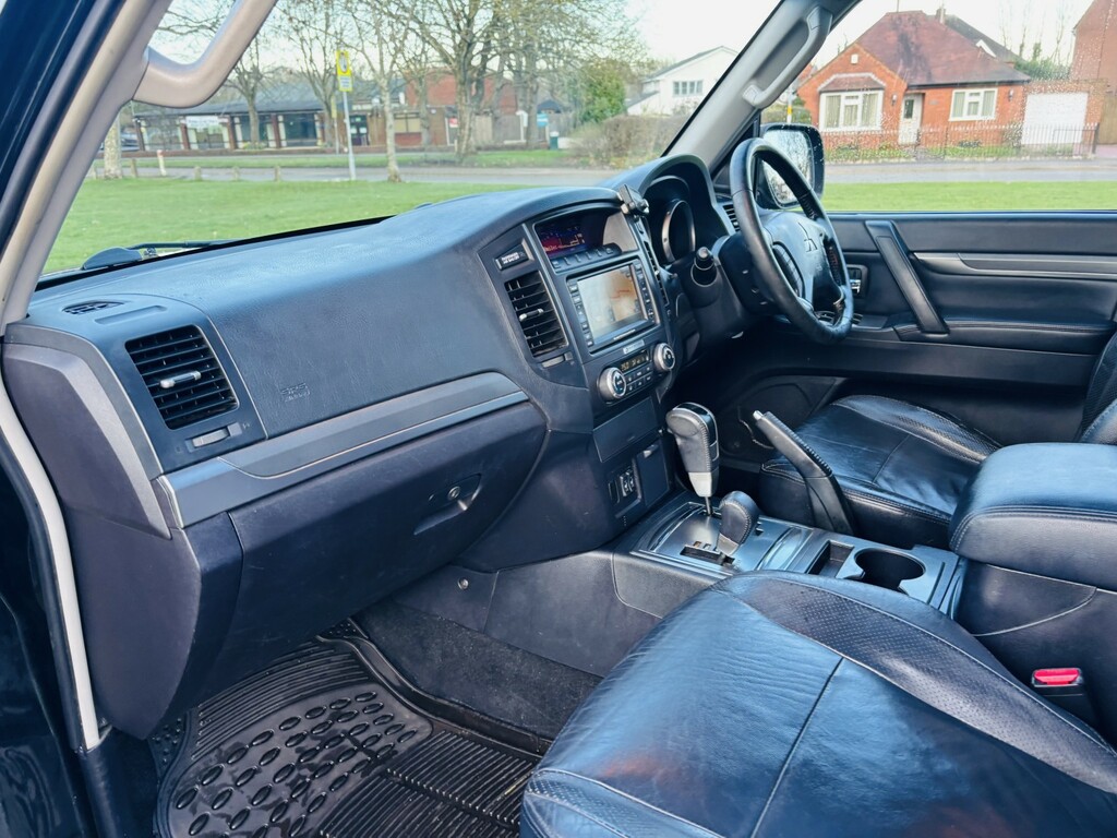 Mitsubishi Shogun 3.2 Di-dc Elegance 4Wd Euro 4 Lwb Grey #43
