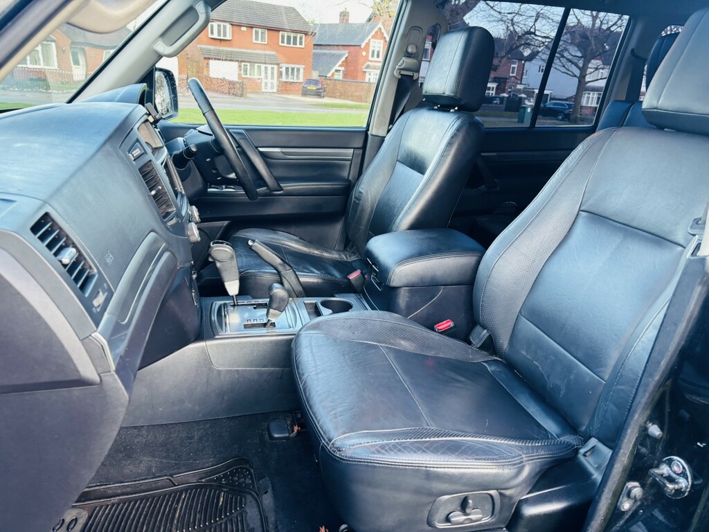 Mitsubishi Shogun 3.2 Di-dc Elegance 4Wd Euro 4 Lwb Grey #45